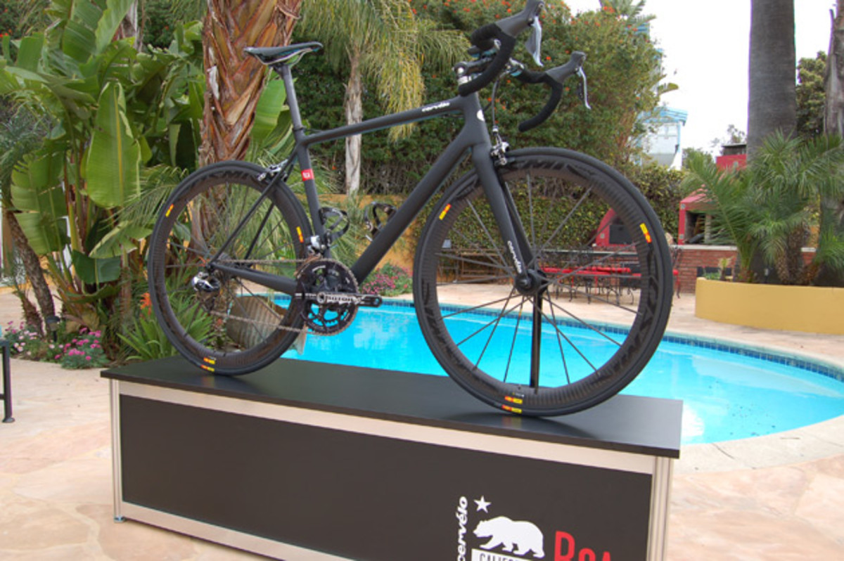Project California Cervélo rented a house in the posh Broad Beach neighborhood of Malibu to show off the Rca. Not pictured is the swinging bed in the backyard.