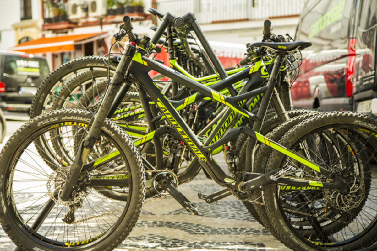 This fleet of new 27.5-inch Jekylls has just been broken in on some ridiculously fun trails in the rocky mountains of southern Spain. Photo by Jake Hamm.