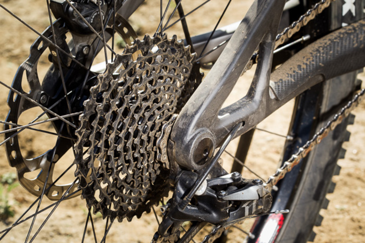The rear axle is stout and clean, keeping with the sleek look of the new carbon Tracer.
