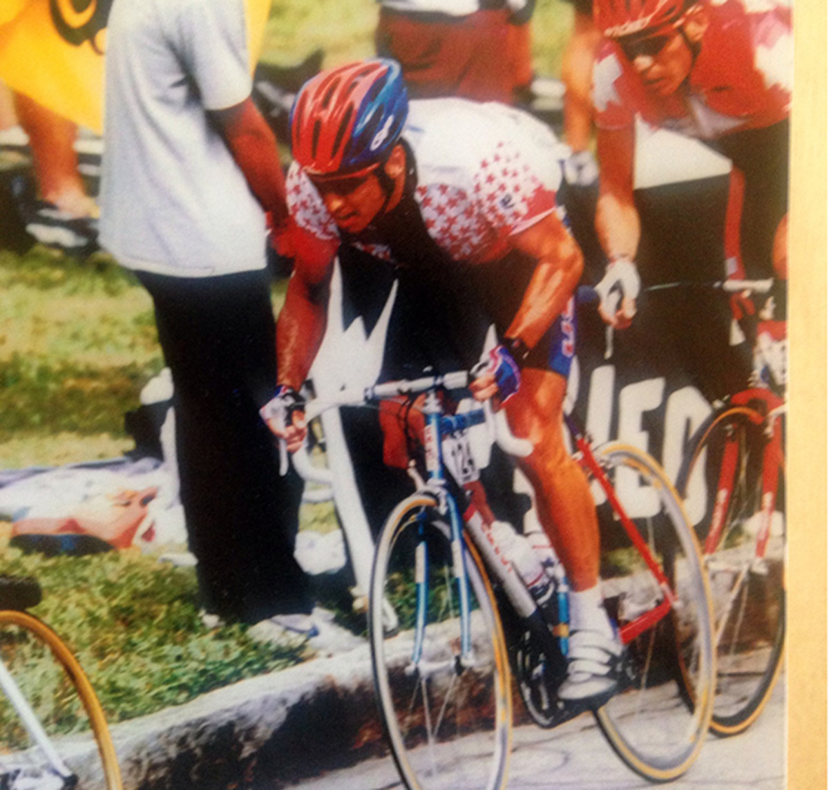 Forearms bulging, legs smooth. Chopper on the hunt for finish-line pizza.