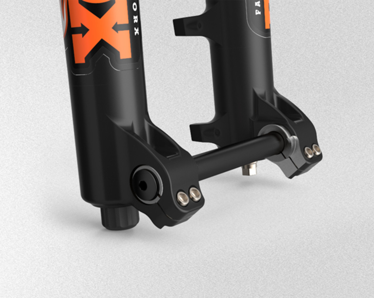 The redesigned 36 RC2 all-mountain fork has a convertible thru-axle design that works with both 15-millimeter (shown here) and 20-millimeter axles.