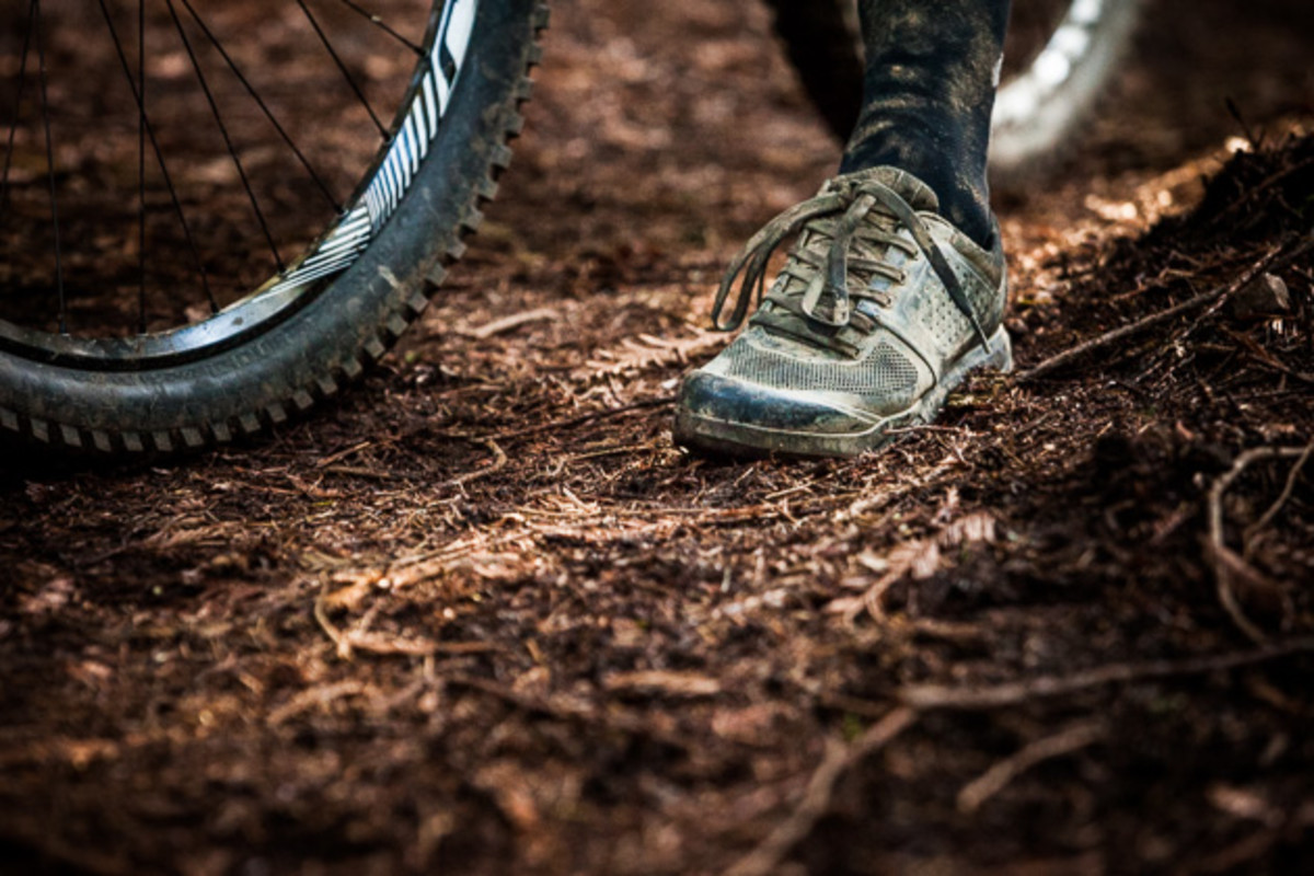Word has it that Specialized is developing some new trail shoes. We wonder if we spotted some muddy prototypes....