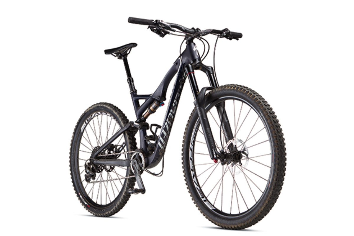 Editor Brice Minnigh takes the new Specialized Stumpjumper FSR Expert Carbon EVO 650b for shreds all over Northern and Southern California.
