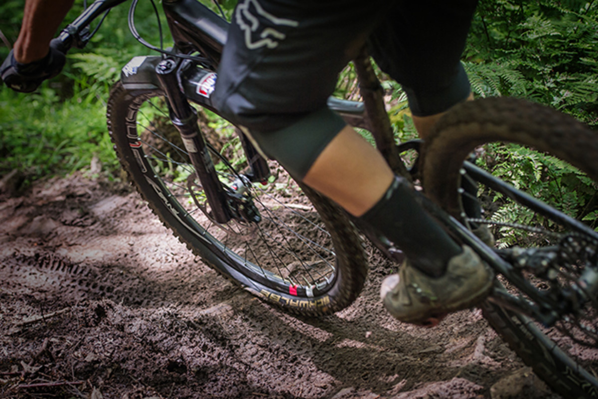 The dual system allows riders to lower their pressure to 14 psi.