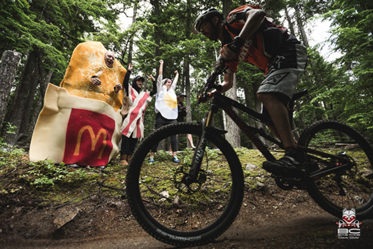 Hashbrowns, bacon and eggs accompany singletrack.