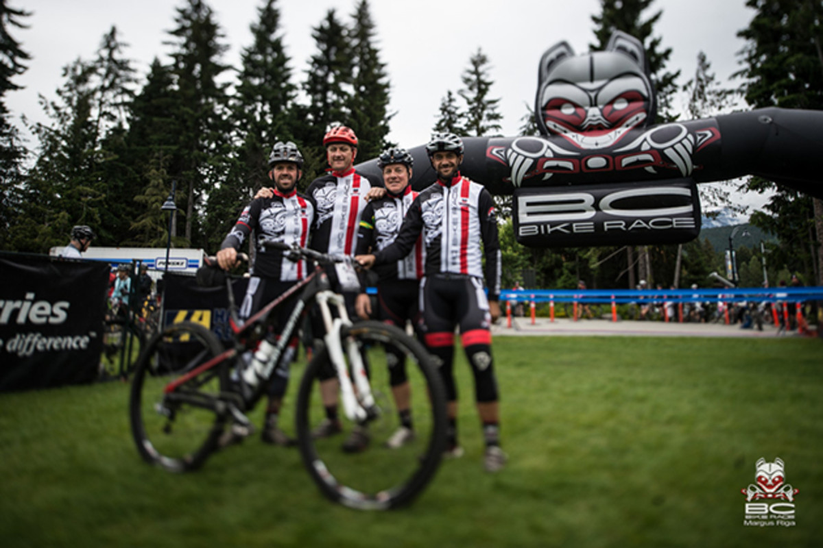 Team Rocky Mountain prepares for the last day in Whistler.