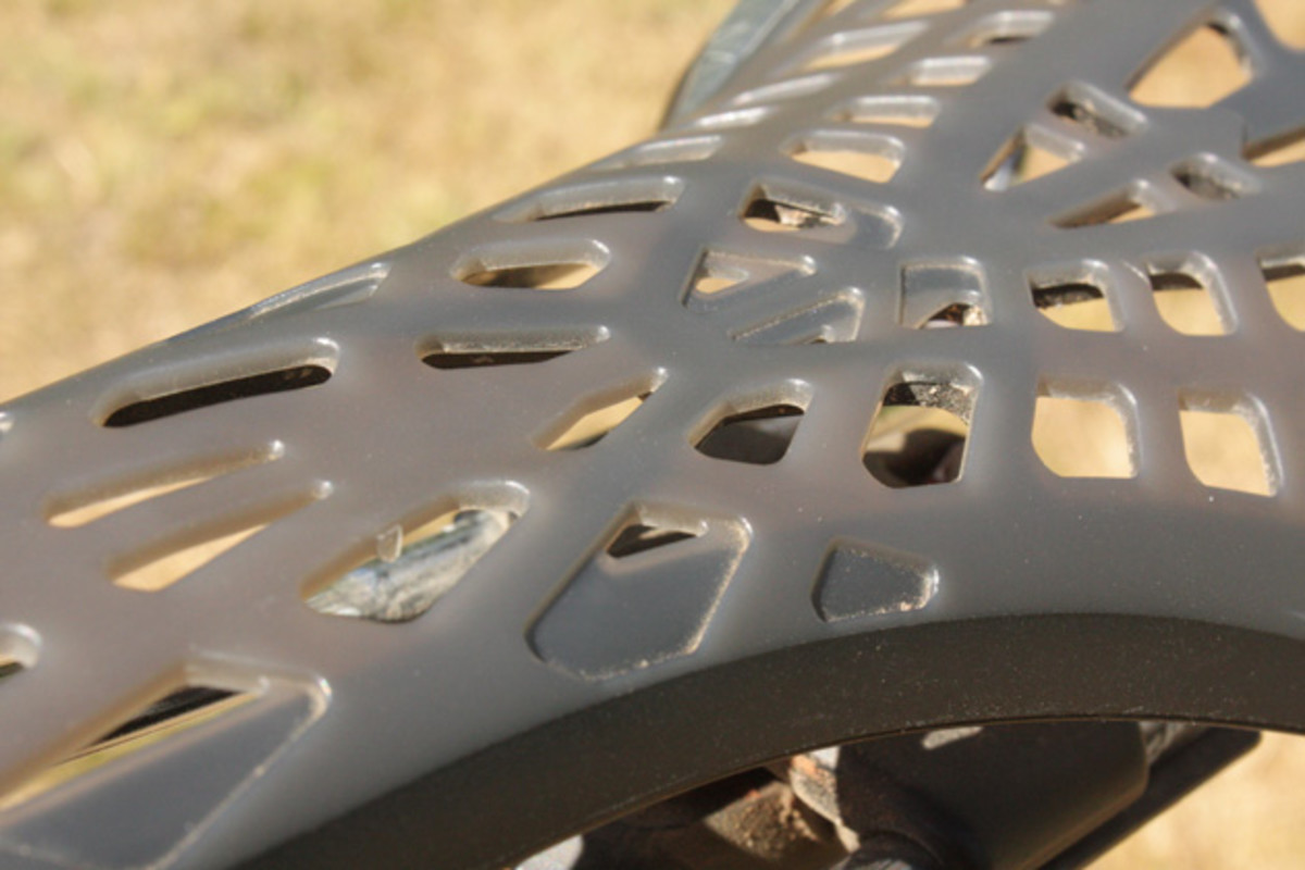 The upper layer of the mesh flexes to absorb impacts while the darker layer beneath adds support and helps control just how much the saddle flexes.