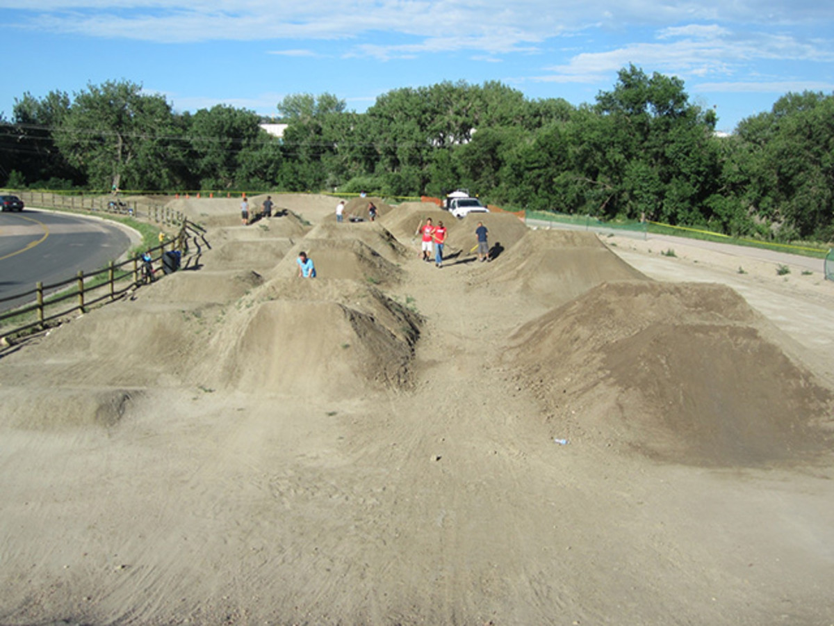 Medicine Wheel Trail Advocates working on the Goose Gosage Bike Park