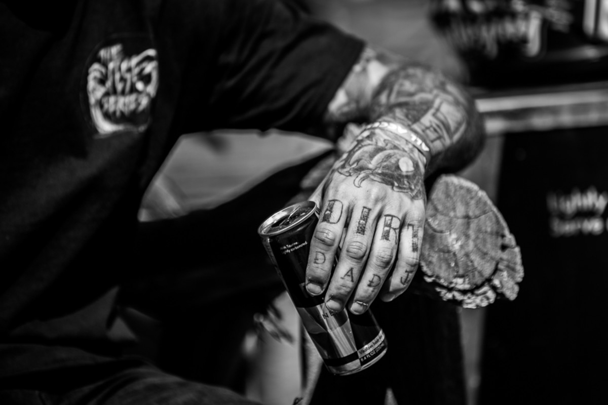 The 2014 Rampage champion, Andreu Lacondeguy, didn't have to sit in the hot seat for long. With only three riders following him, his victory was virtually sewn up as soon as he sat down.