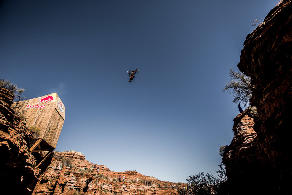 Not to be outdone, Polish phenom Szymon Godziek followed Herbertson's flip with another one, landing it as smoothly as he did during his first attempt in the qualifiers.