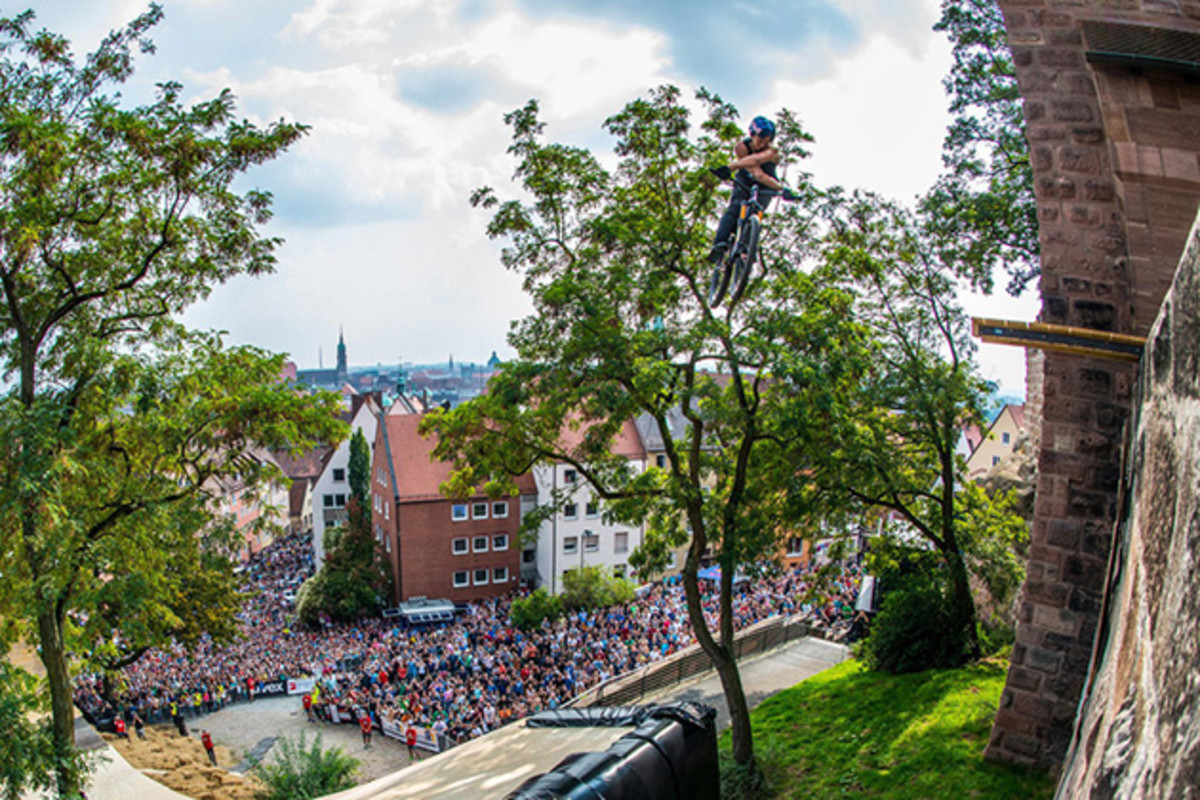 Brandon Semenuk on his way to proving he's king of slopestyle.