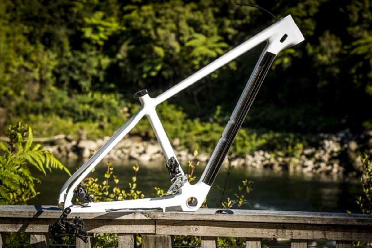 Engineers molded a carbon tunnel for internally routed cables to eliminate rattling and for ease of installation.