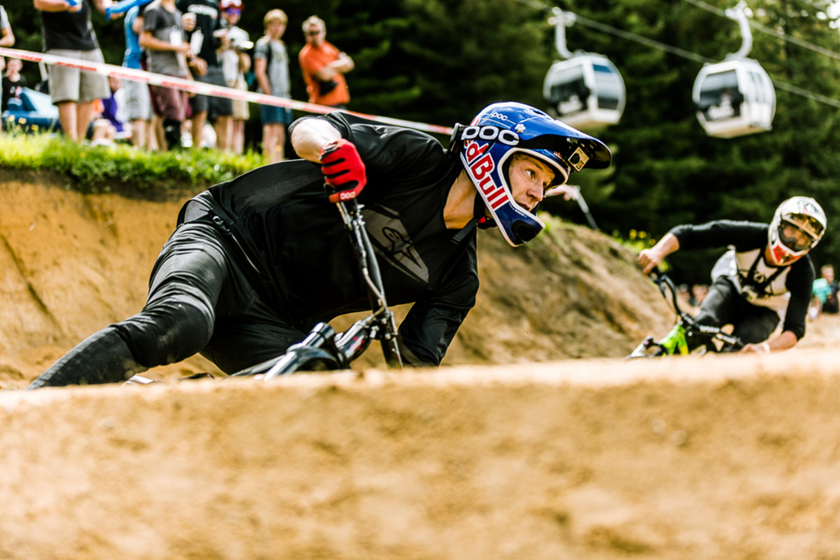 Swedish phenom Soderstrom was firing on all cylinders today. Not only was he throwing down an impressive bag of tricks, he was showing the clinical speed of a seasoned racer. He was clearly the man to beat through all the heats.