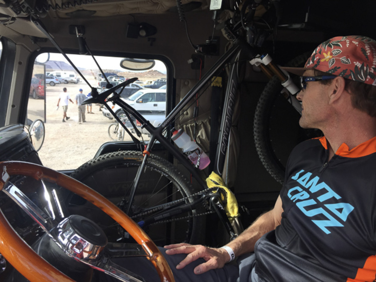 outerbike moab trucker
