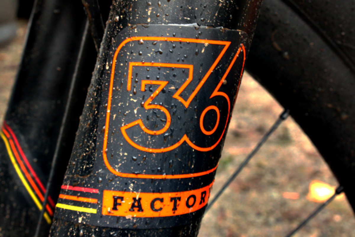 A Fox 36 would prove the guinea pig–first lap on the original FIT4 damper tune and second lap on the new E16 tune.