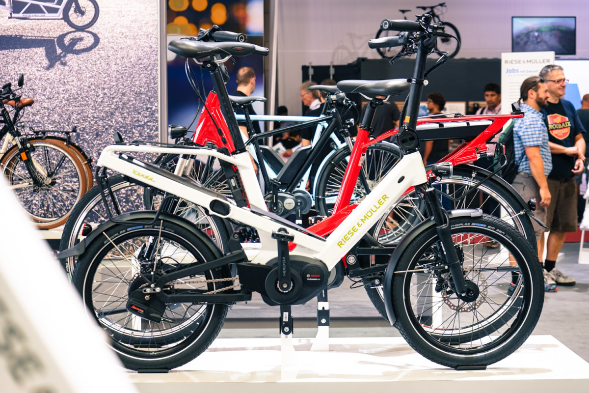 The stars of this year's show were the full-suspension, folding E-bikes.