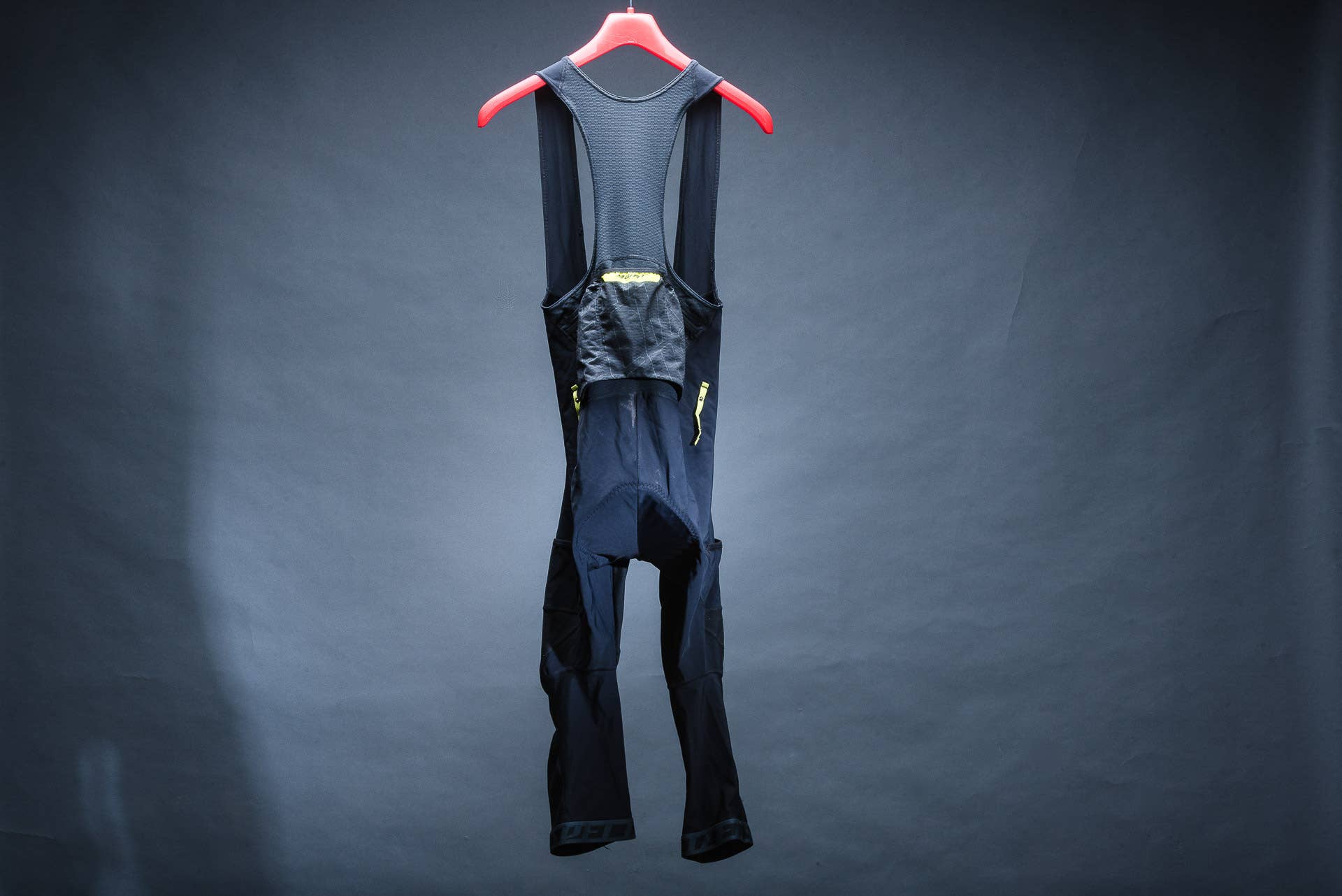 Versus: Thermal 3/4 Bib Tights - BikeMag