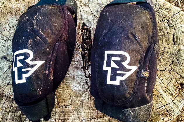 Race Face Ambush Knee Guards and Indy Elbow Guards - BikeMag