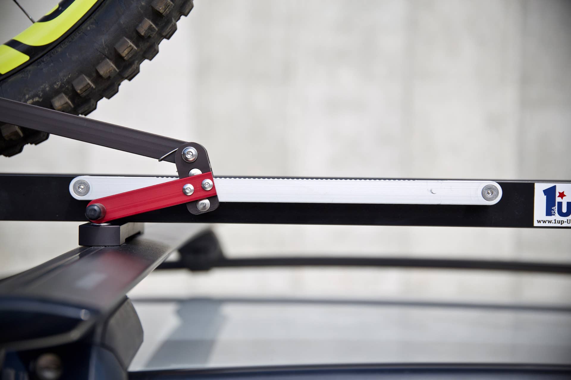 Oneup Racks Roof Racks: Thule UpRide vs. Yakima HighRoad vs. 1Up %%sep%% %%sitename ...
