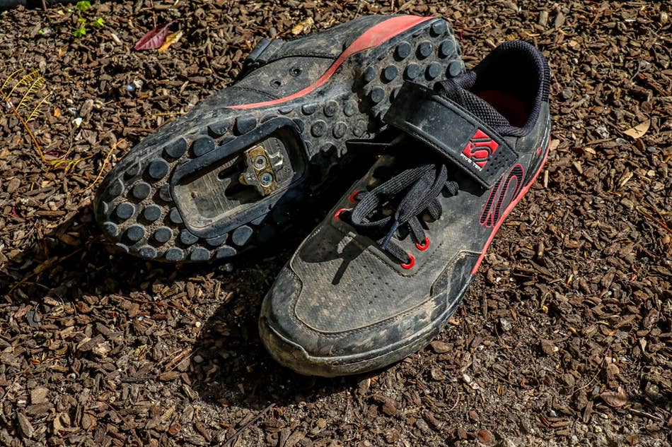 Review: Five Ten Kestrel Lace - BikeMag