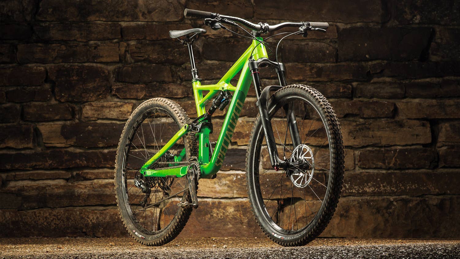 Review: Specialized Enduro Comp 29 - BikeMag
