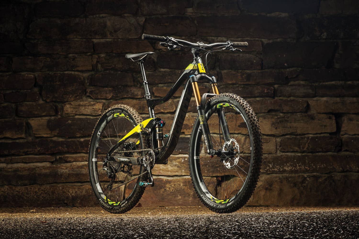 Review: Giant Trance - BikeMag