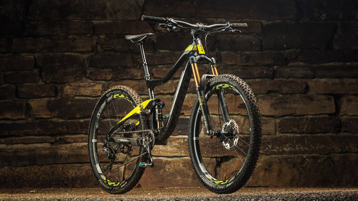 Review: Giant Trance - BikeMag