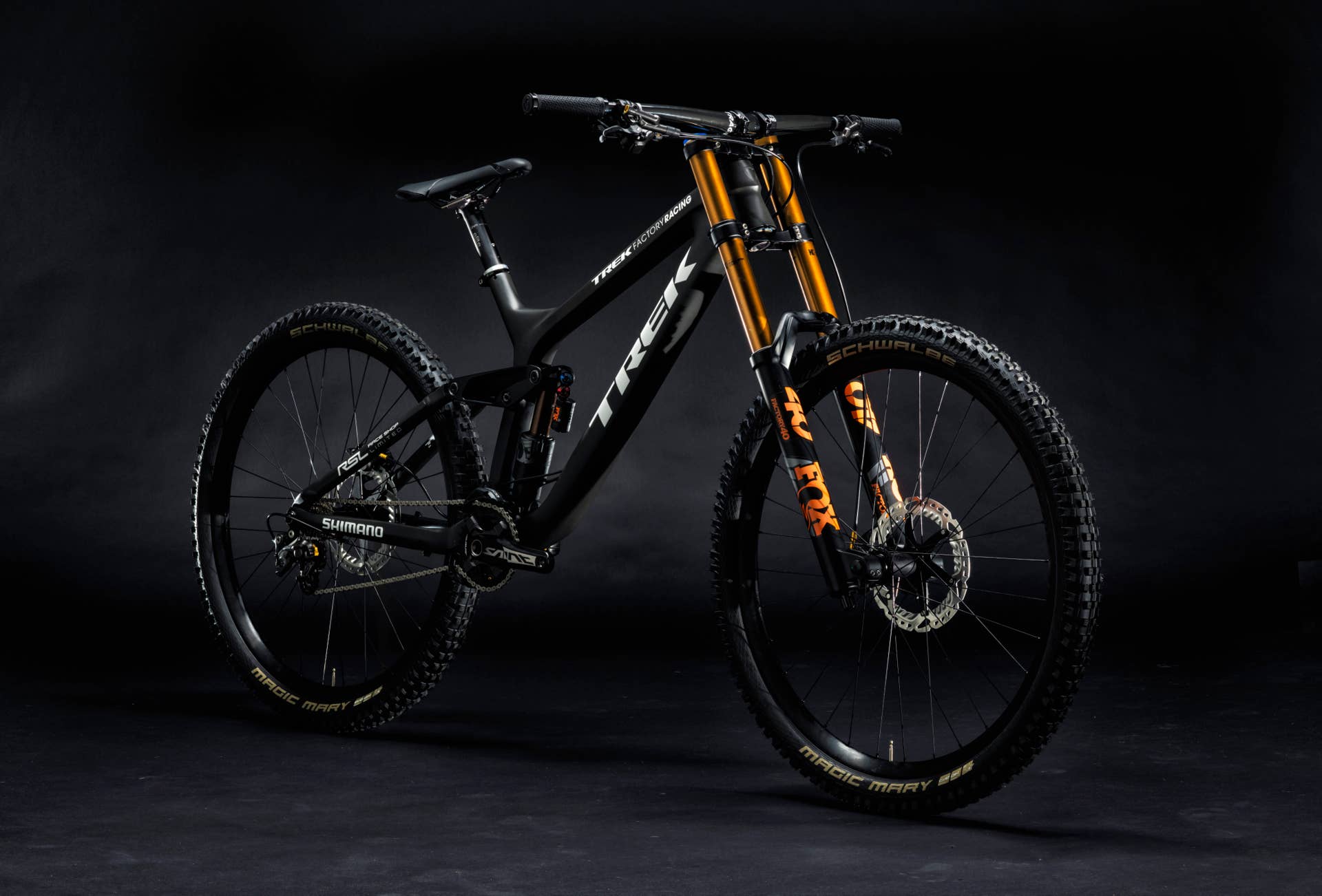 First Look: 2018 Trek Session 29 and 27.5 | BIKE Magazine - BikeMag
