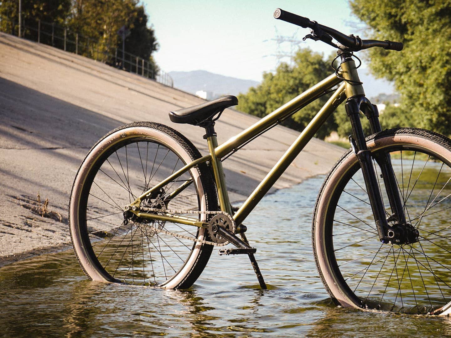 First Impressions: Kona Shonky Complete - BikeMag