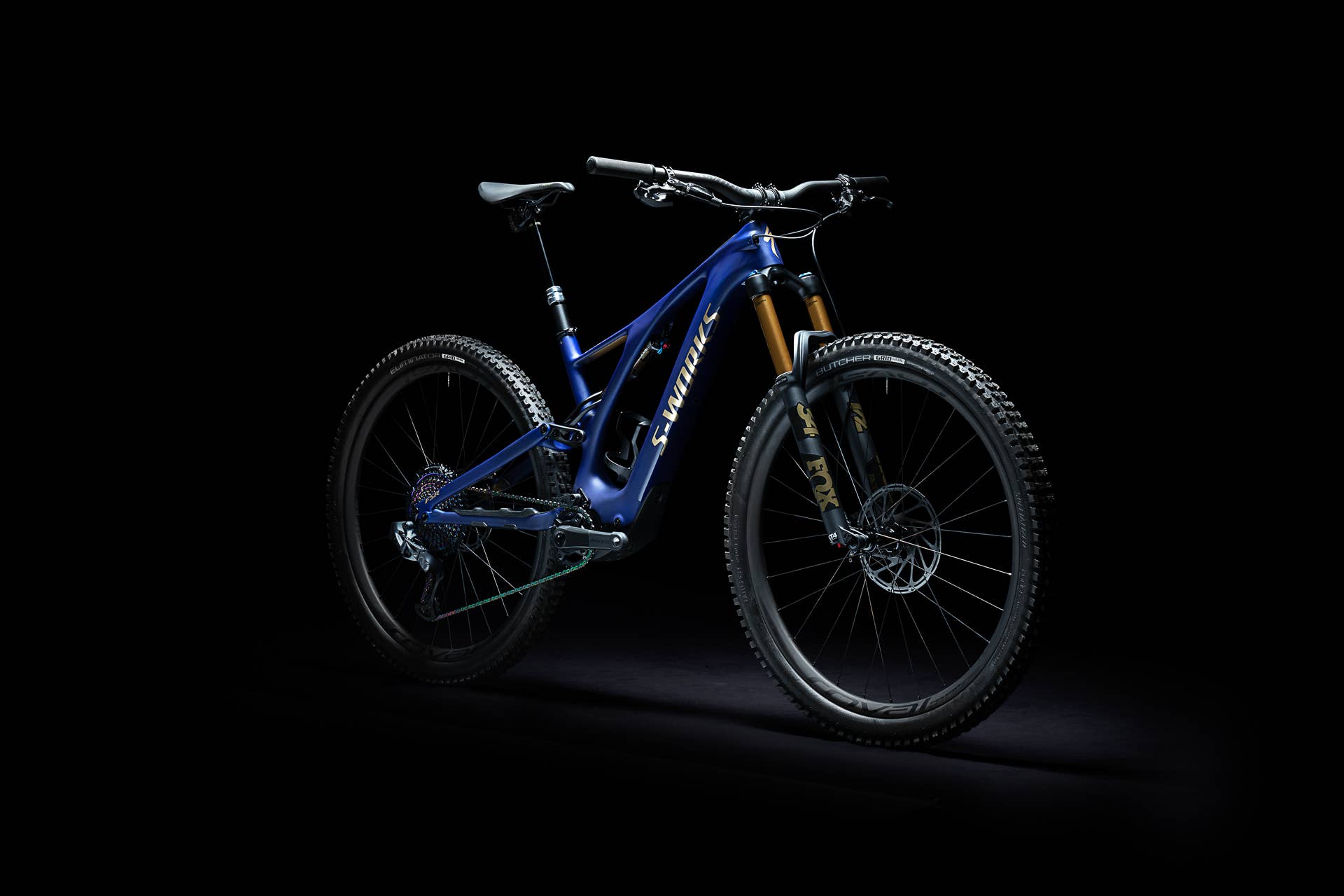 Specialized Introduces Lightweight Turbo Levo SL E-Bike %%sep