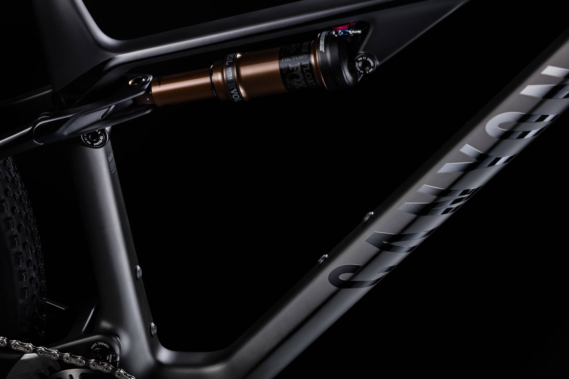 Canyon Releases the Lux Cross-Country Mountain Bike | Bike