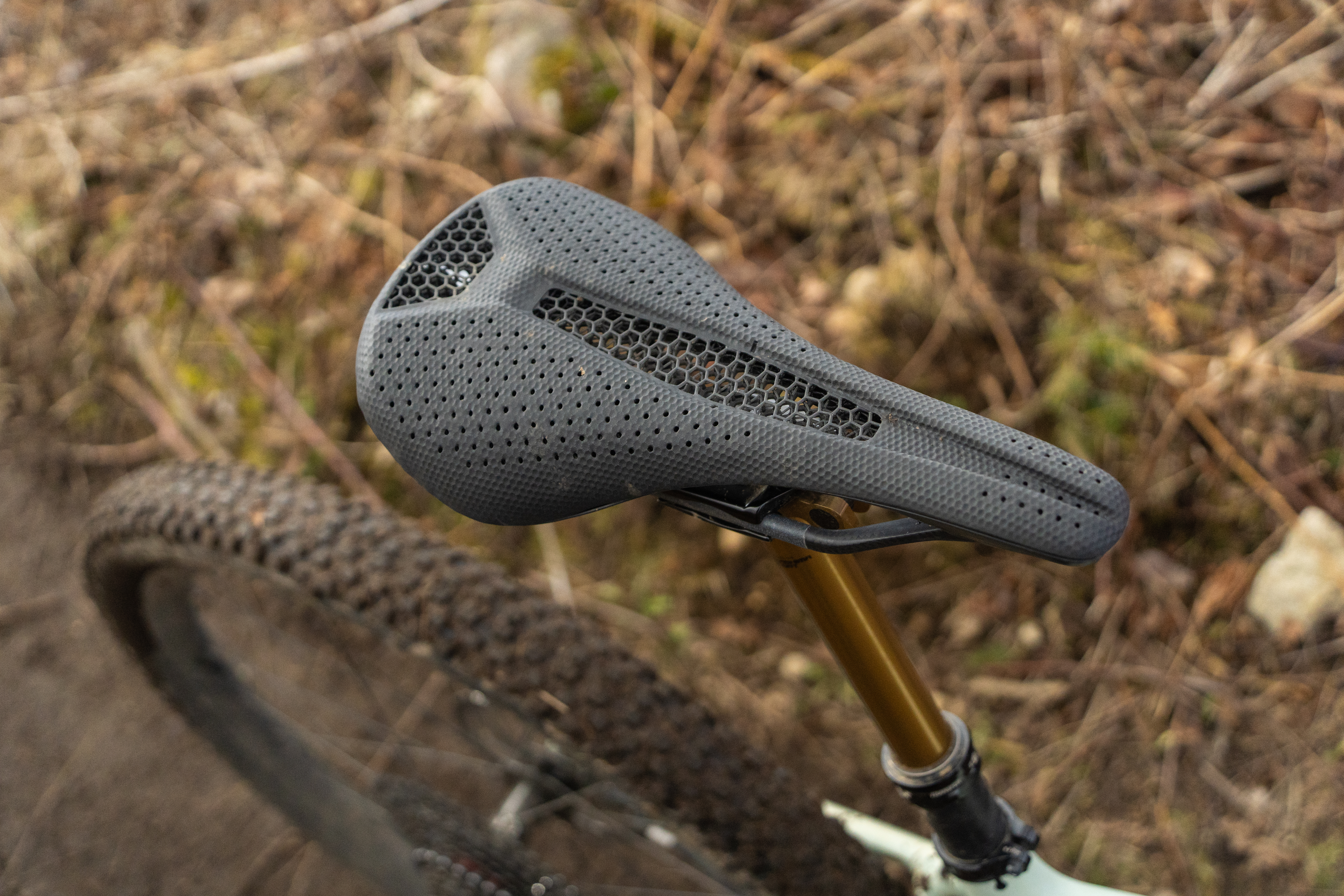 美品SPECIALIZED S-WORKS PHENOM MIRROR サドル S-Works Phenom with Mirror