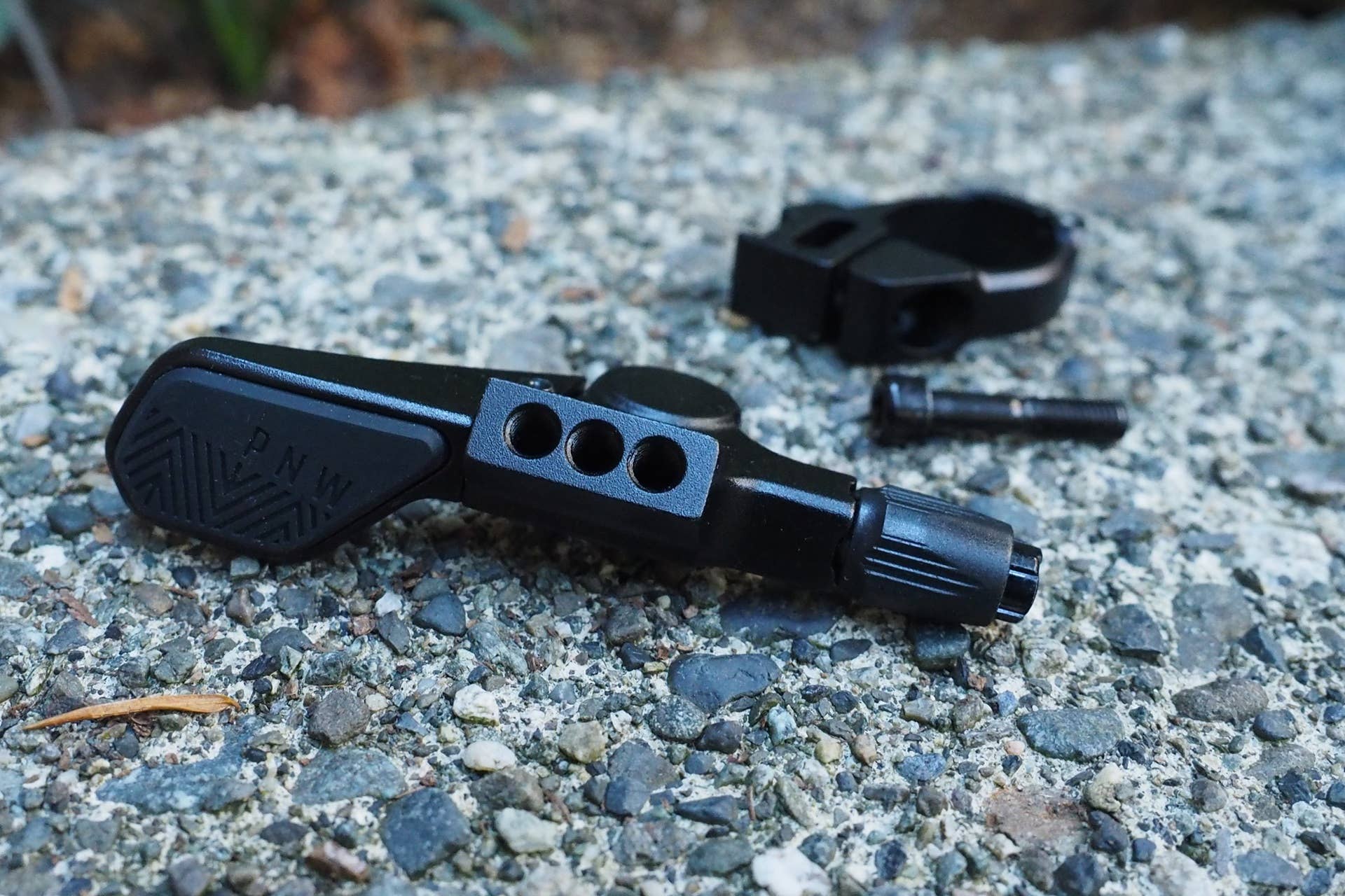 Fresh for $199 – The New PNW Range Dropper Post & Remote Package - BikeMag