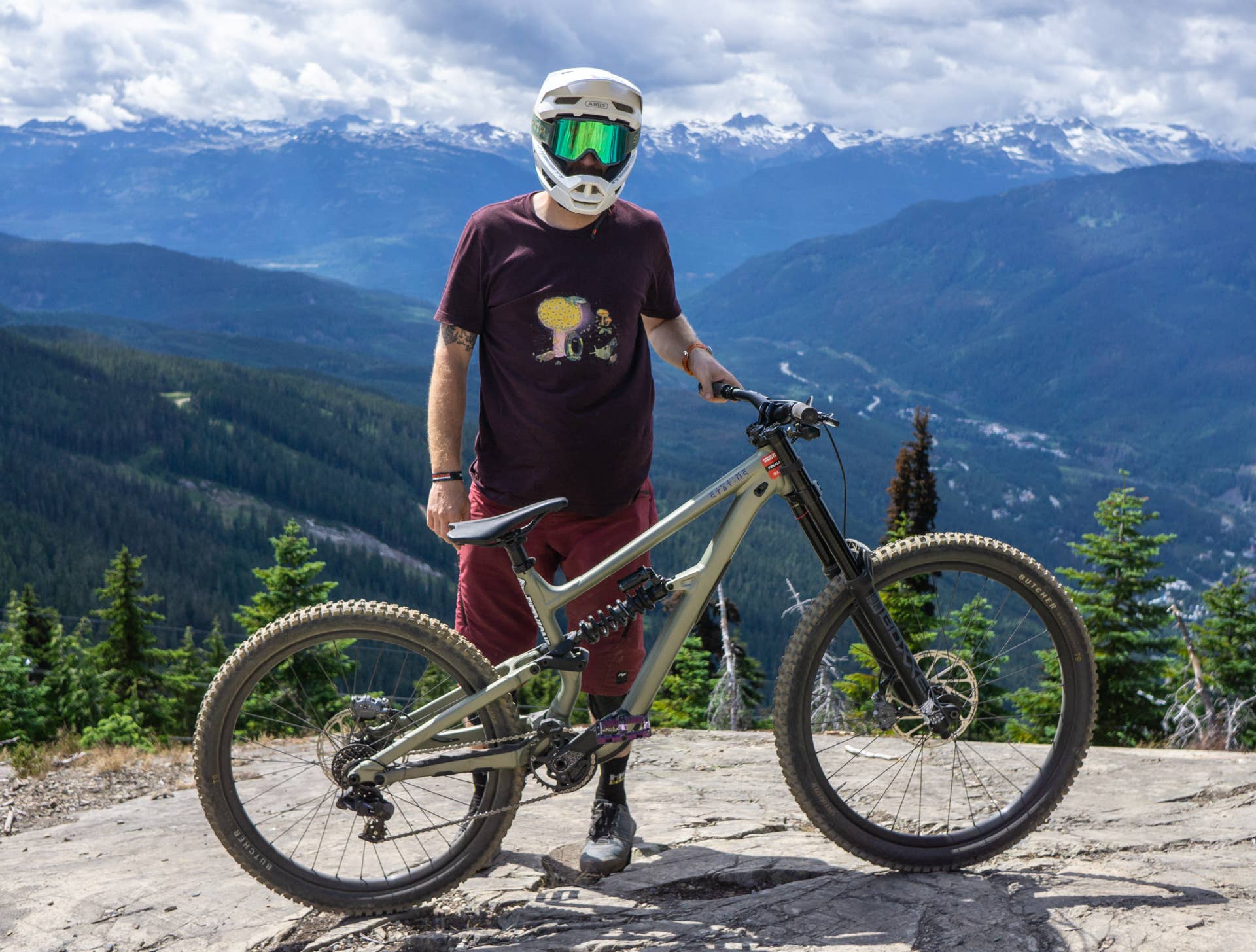 dachzelt mit stauraum TentBox GO - Das leichte, kompakte R8 Color:Camo Lime/Green Chrome Cannondale SuperSix EVO 105