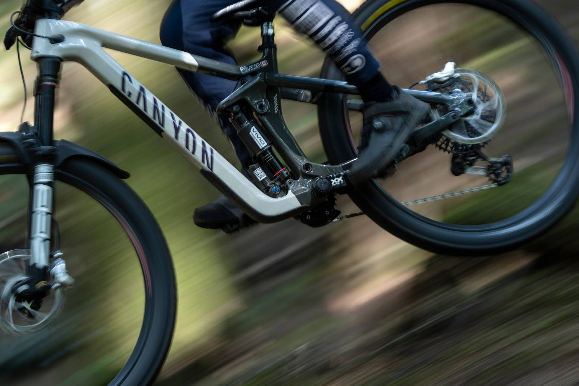 RockShox Announces New Vivid Air Rear Shock - BikeMag