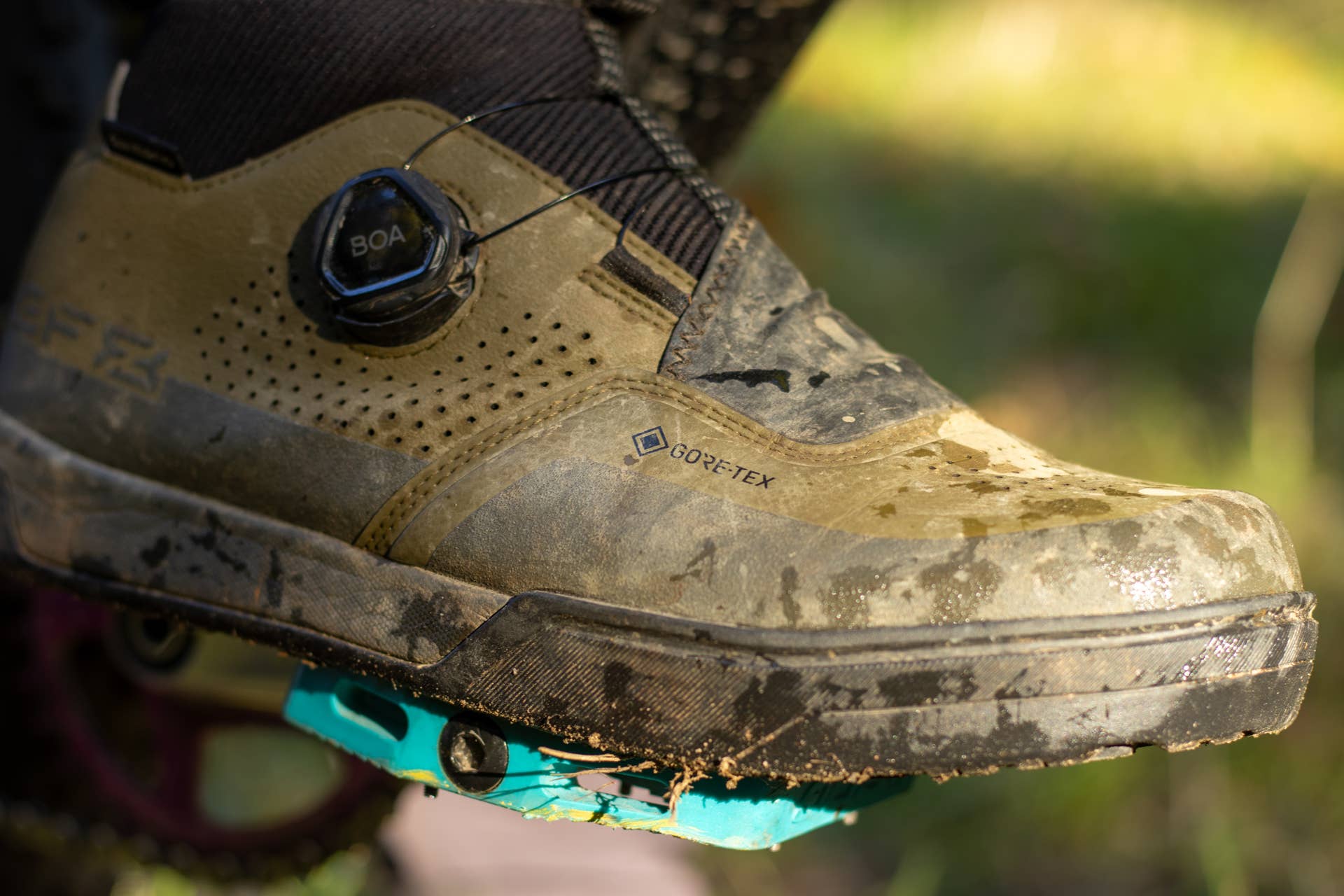 Tested: Shimano GF800 GTX Shoe - BikeMag
