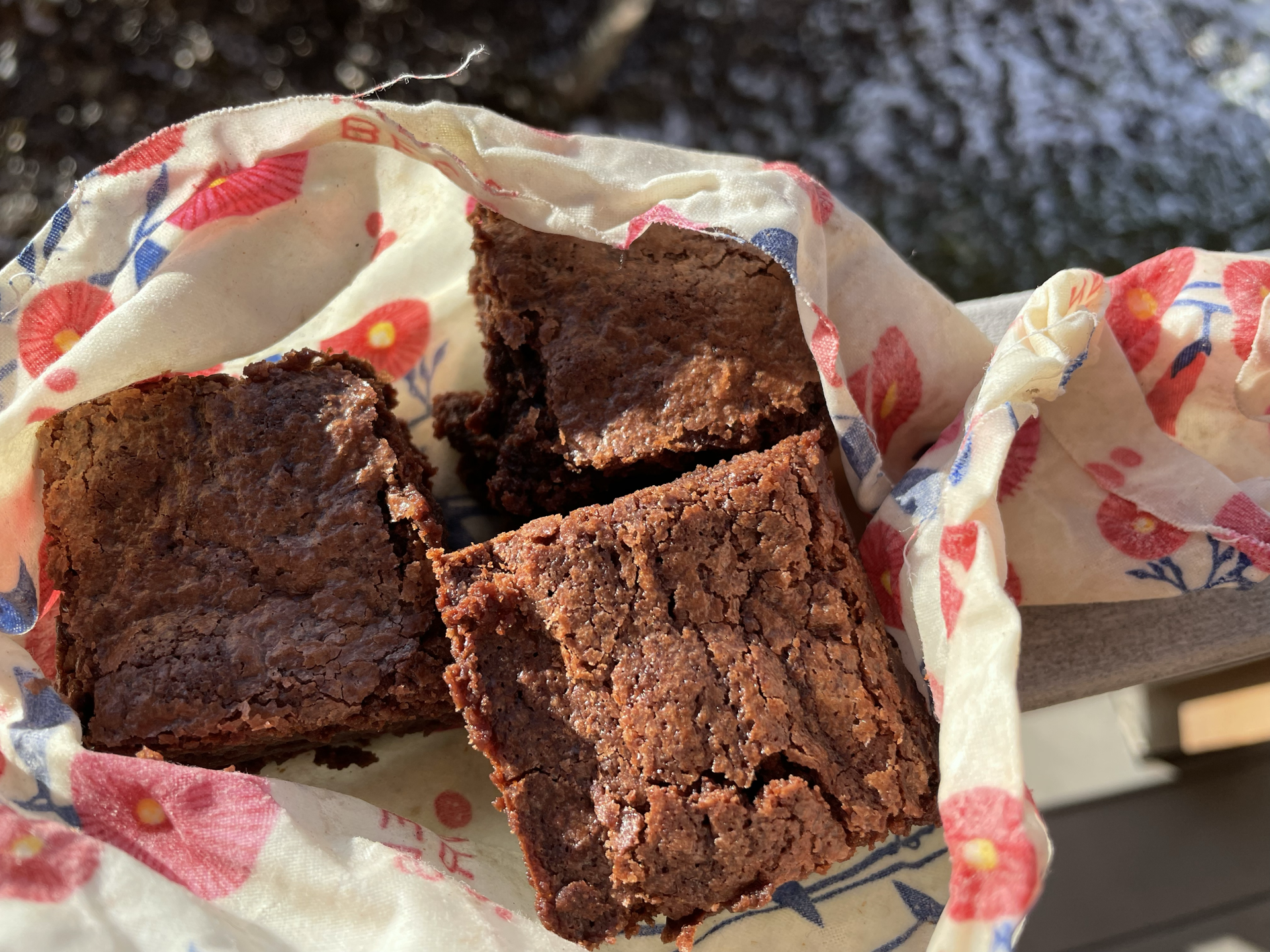 Single Thread Snacks Singletrack Snacks: Hero Dirt Brownies - BikeMag
