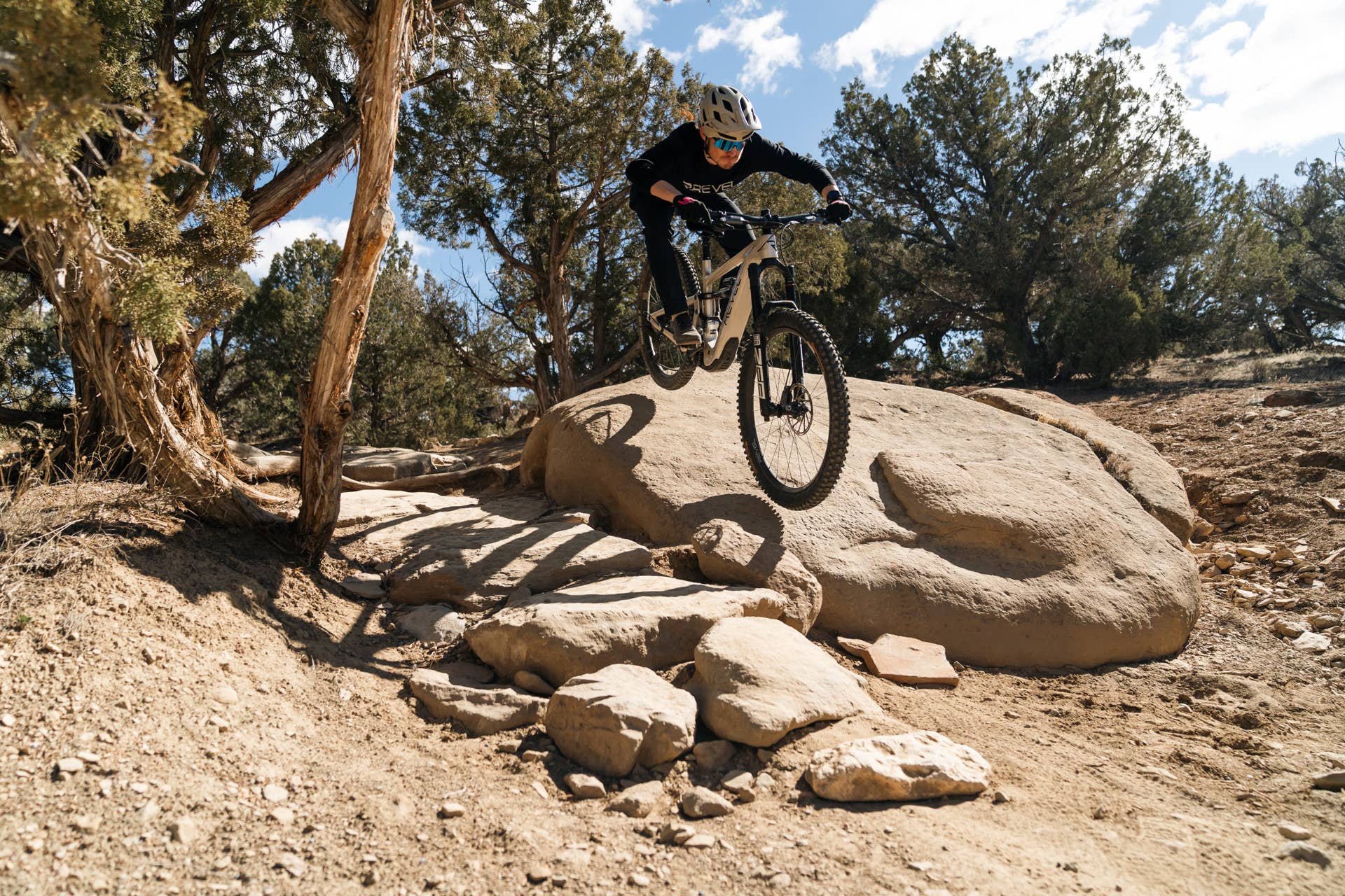 Revel's First-Ever eMTB Looks Like a Gorgeous Enduro Monster - BikeMag