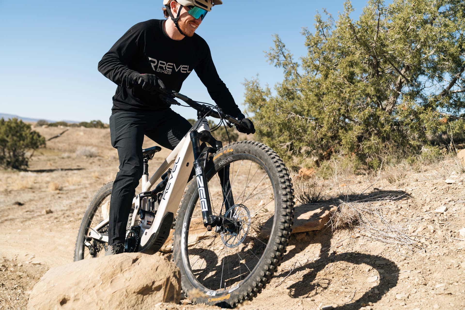 Revel's First-Ever eMTB Looks Like a Gorgeous Enduro Monster - BikeMag