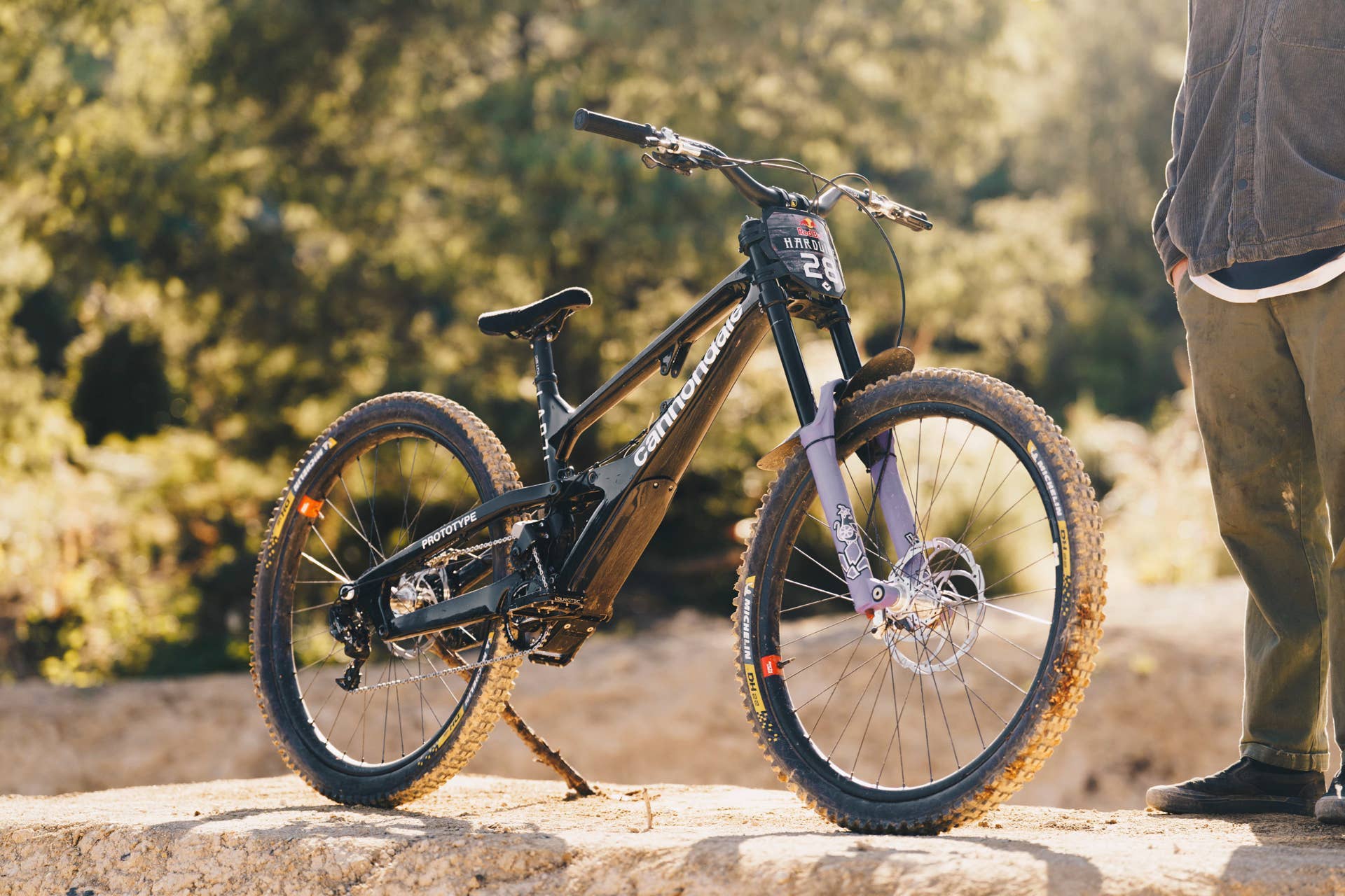 NFW Cannondale Chase DH カスタム Meet Dave, Cannondale's new dirt jump bike | Bike Perfect