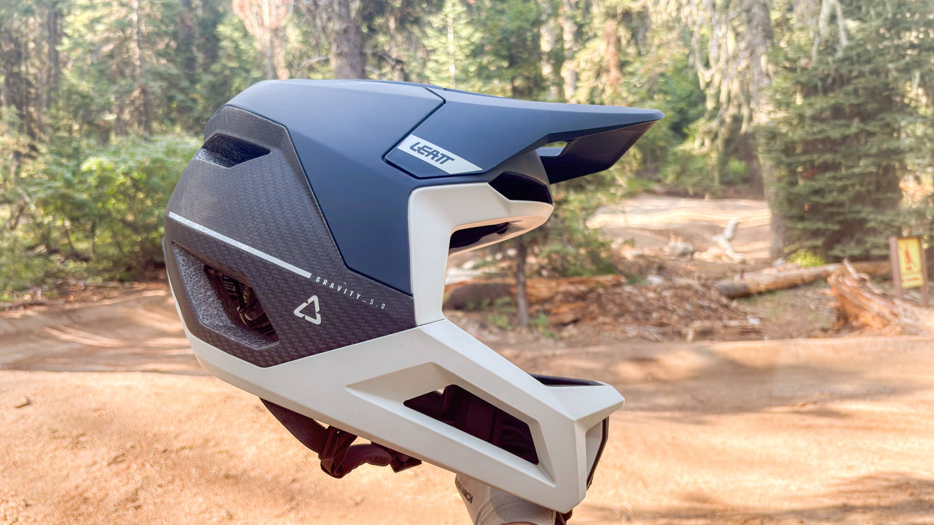 Leatt Gravity 5.0 Review: The Lightest Full-Face MTB Helmet? - BikeMag