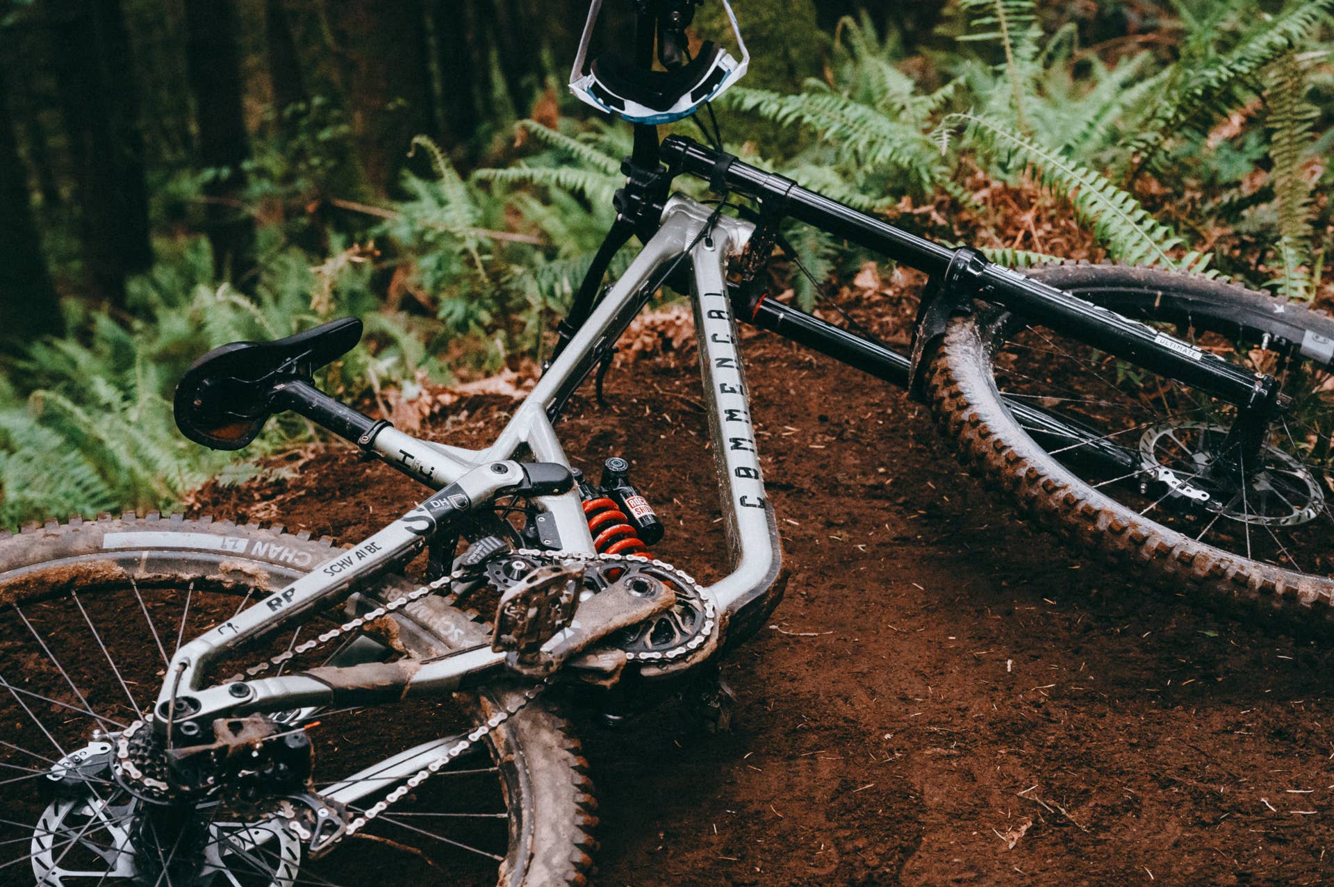 Alden Pate Rails His Handbuilt Loam Trails [Video] - BikeMag