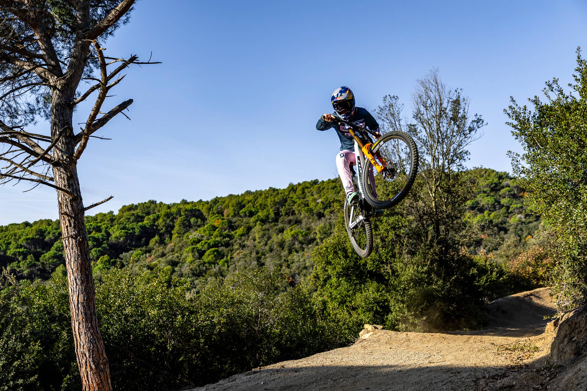Scott Factory Racing Dakotah Norton and Jess Blewitt Join Scott DH Factory Racing - BikeMag
