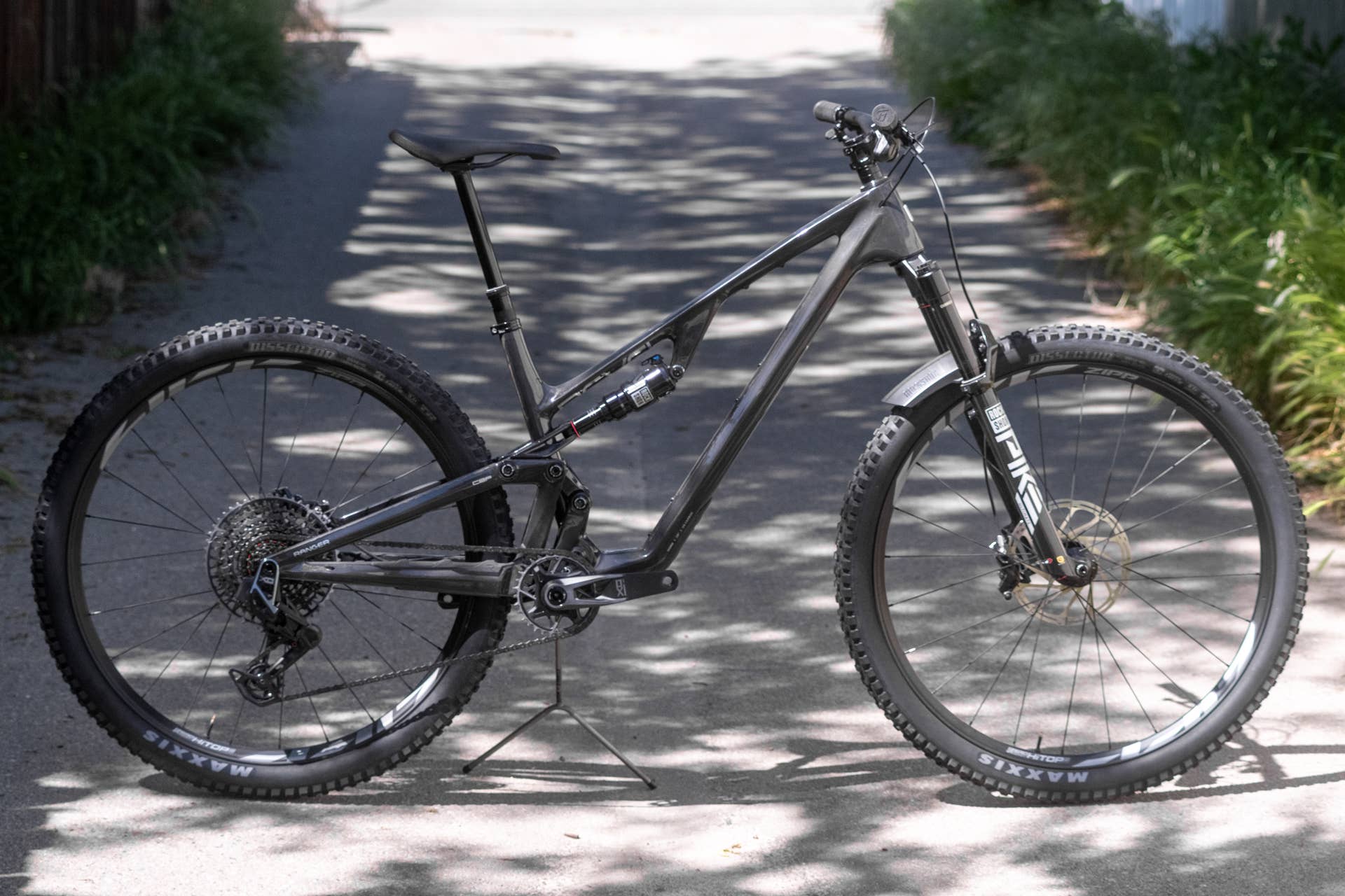 Rascal Size 6 Family Feud: Revel Rascal SL Vs. Ranger V3 Comparison - BikeMag
