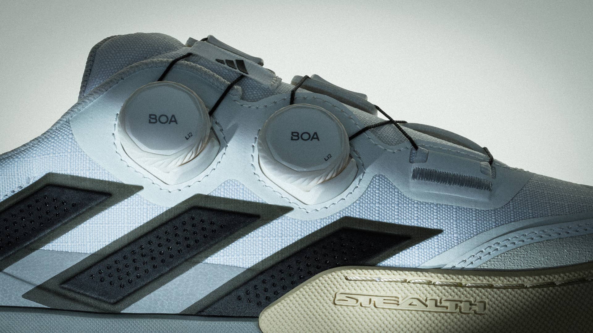レギュラー10ハーフ10スペ3 Adidas Finally Puts A Big Stamp on Five Ten's Iconic MTB Shoes