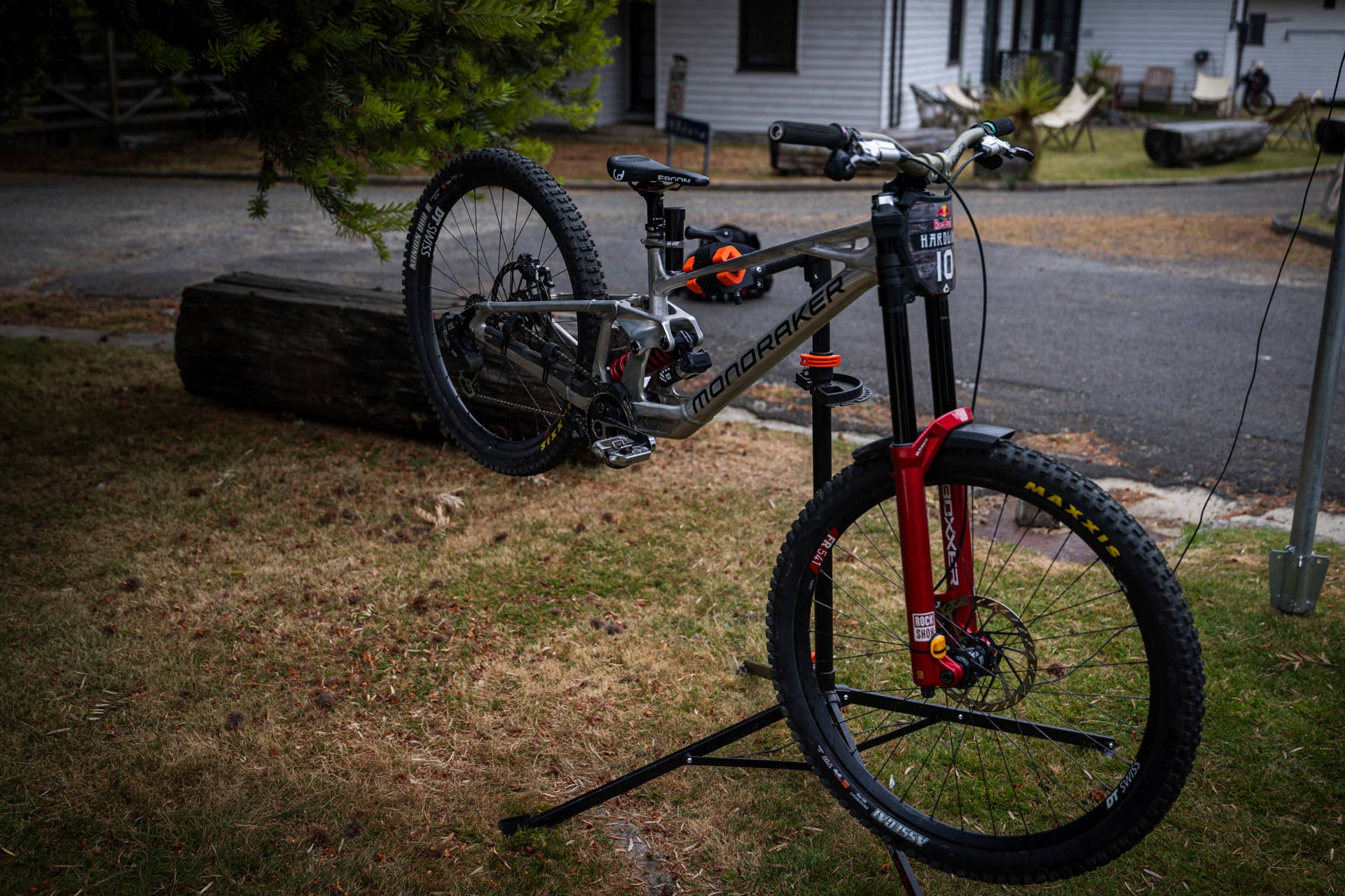 The New Mondraker Summum Is Finally Here - BikeMag