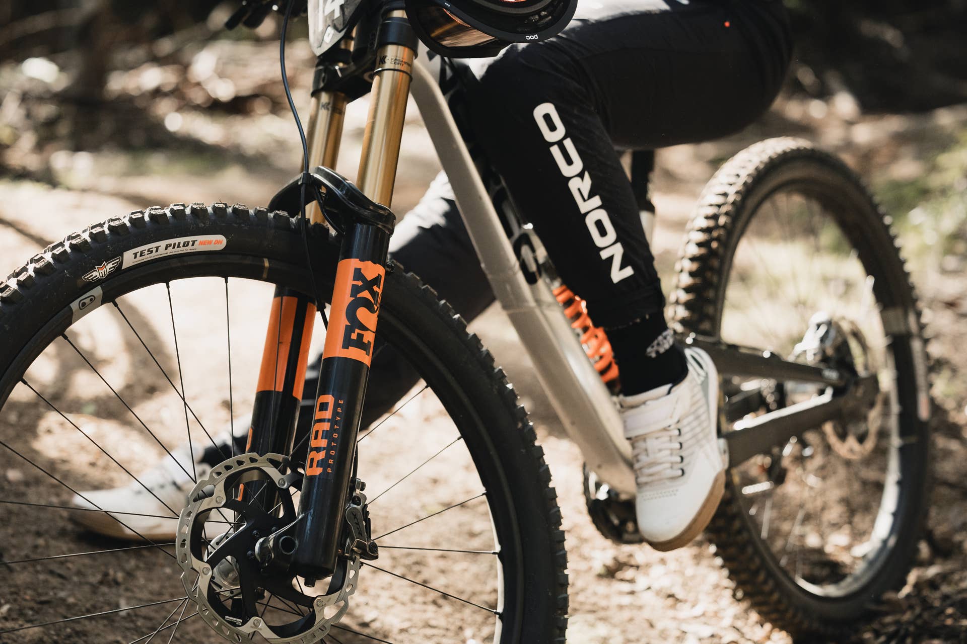 New Fox 40 & GripX2 Damper: Specs, Features & First Look - BikeMag