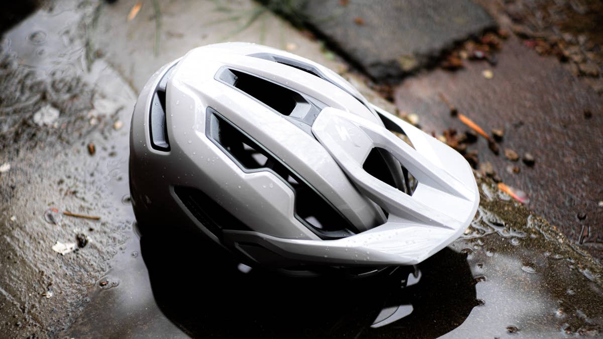 Better airflow, less weight: Why the new Specialized Ambush 3 is a game changer.