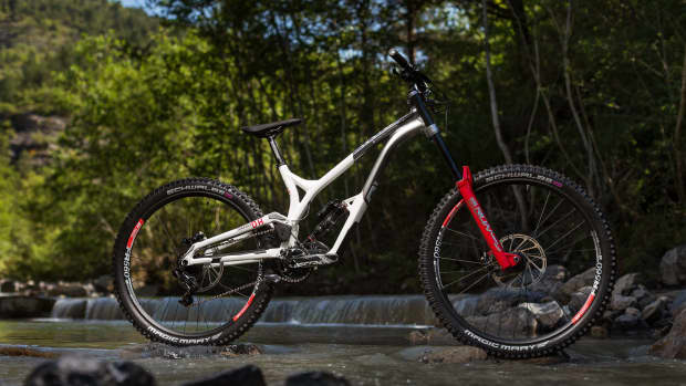 Commencal dh 2021 online