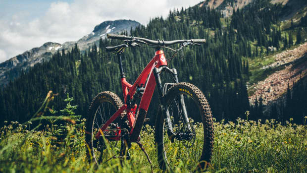 Bible Review Diamondback Release Carbon 4C BikeMag